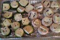 Cukinia i pieczarki z serem pleśniowym z grilla